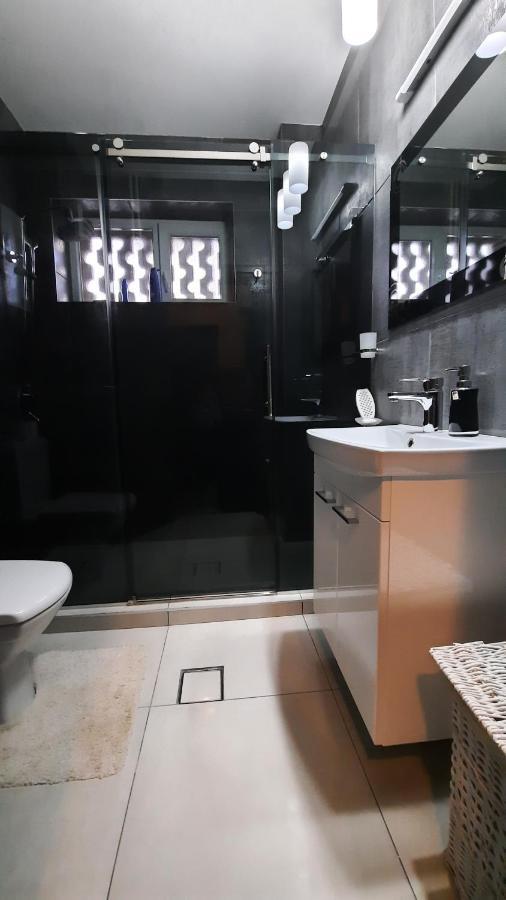 Stan Na Dan Apartman D Lux Jacuzzi 克拉古耶瓦茨 外观 照片