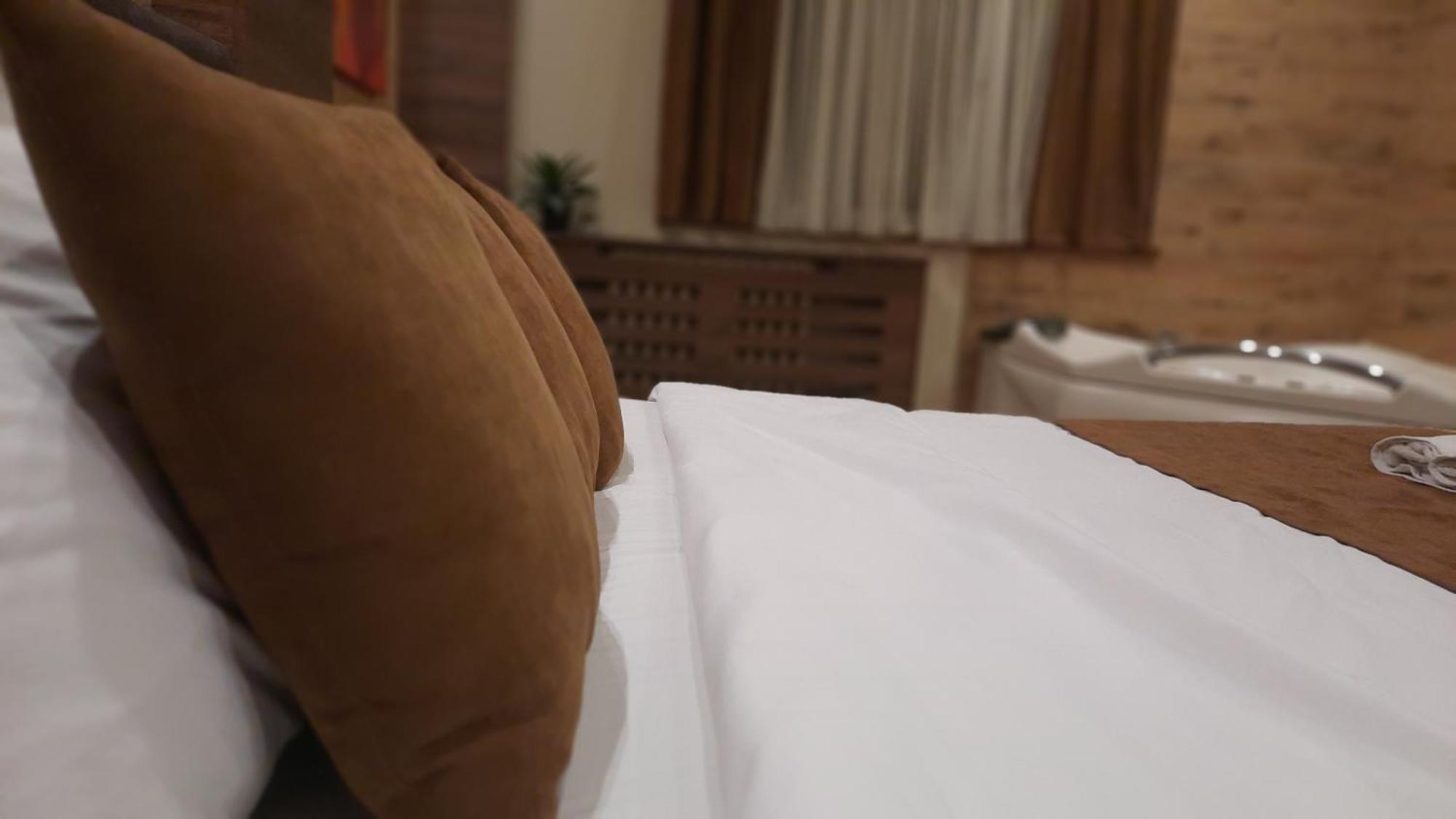 Stan Na Dan Apartman D Lux Jacuzzi 克拉古耶瓦茨 外观 照片