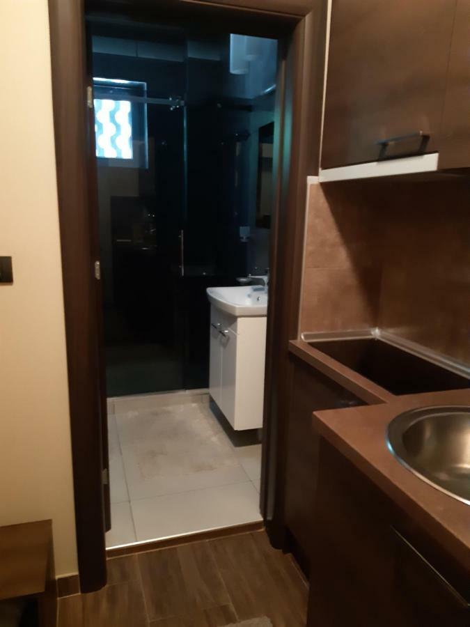 Stan Na Dan Apartman D Lux Jacuzzi 克拉古耶瓦茨 外观 照片